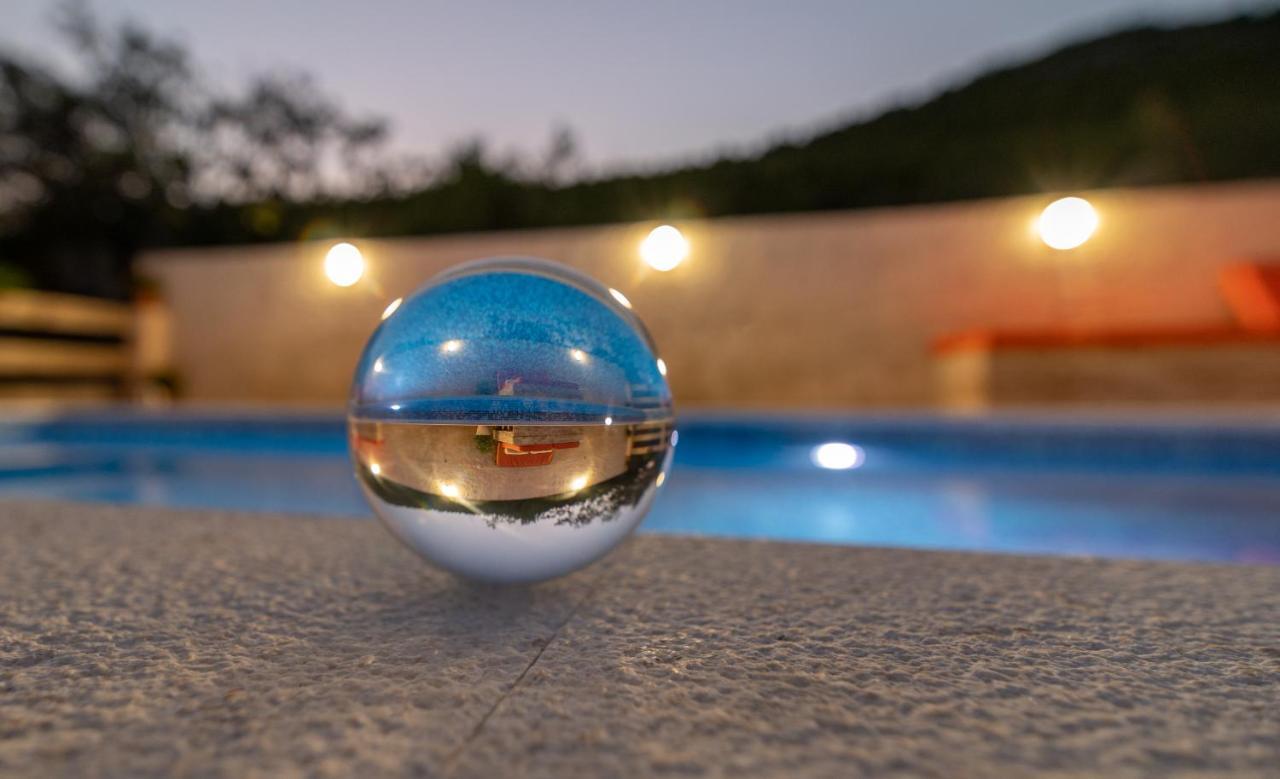 Eden Mediterranean House Vrsine Bagian luar foto