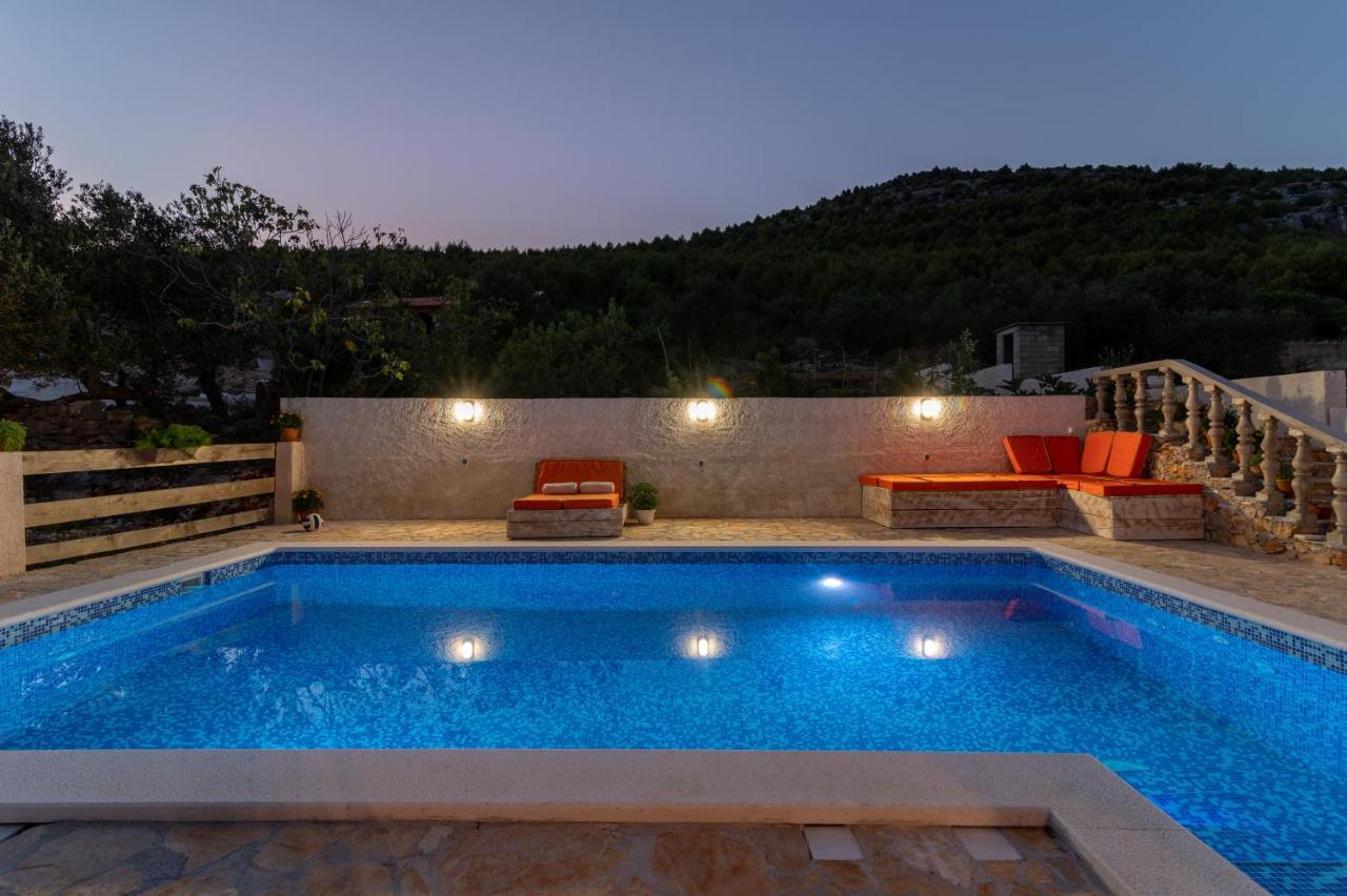 Eden Mediterranean House Vrsine Bagian luar foto