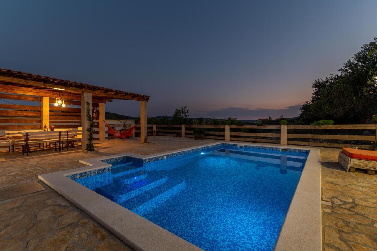 Eden Mediterranean House Vrsine Bagian luar foto