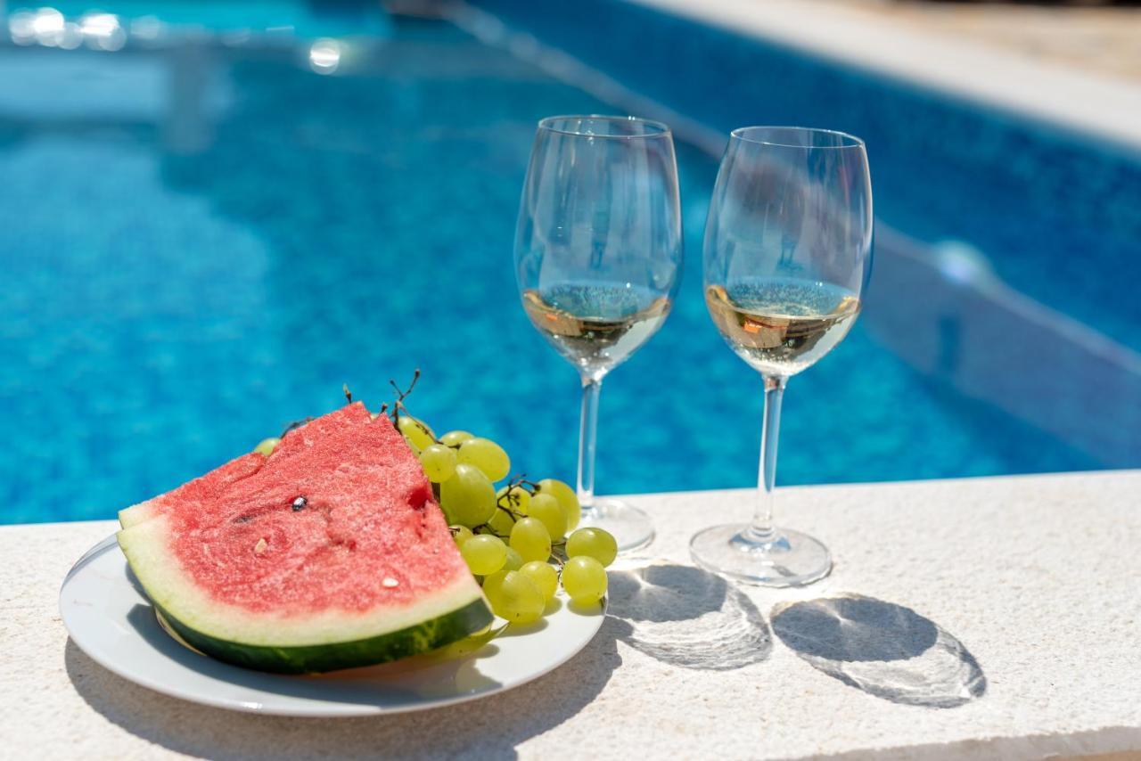Eden Mediterranean House Vrsine Bagian luar foto