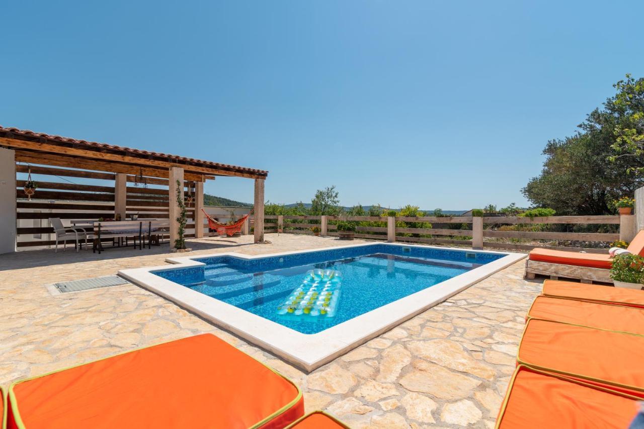 Eden Mediterranean House Vrsine Bagian luar foto