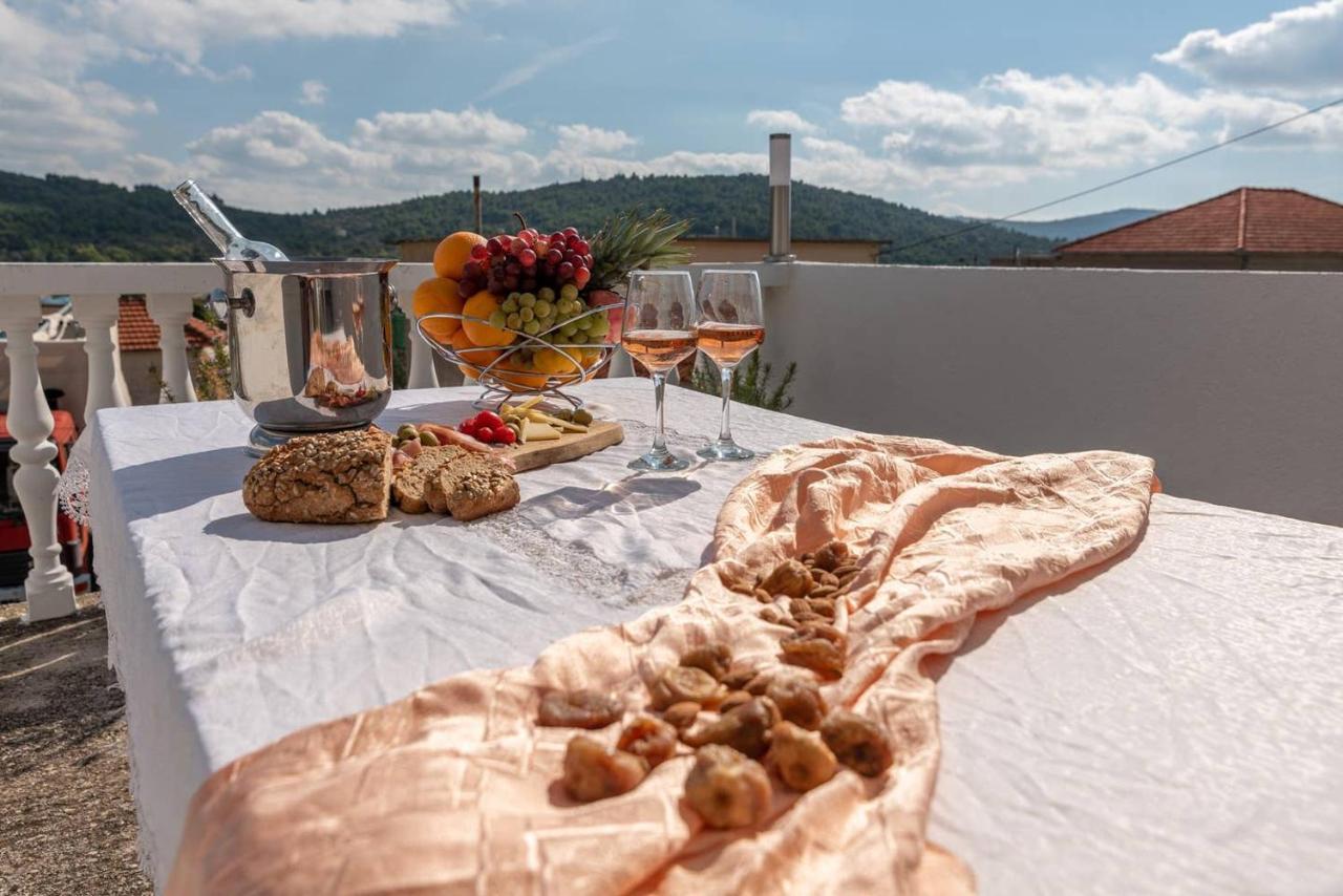 Eden Mediterranean House Vrsine Bagian luar foto