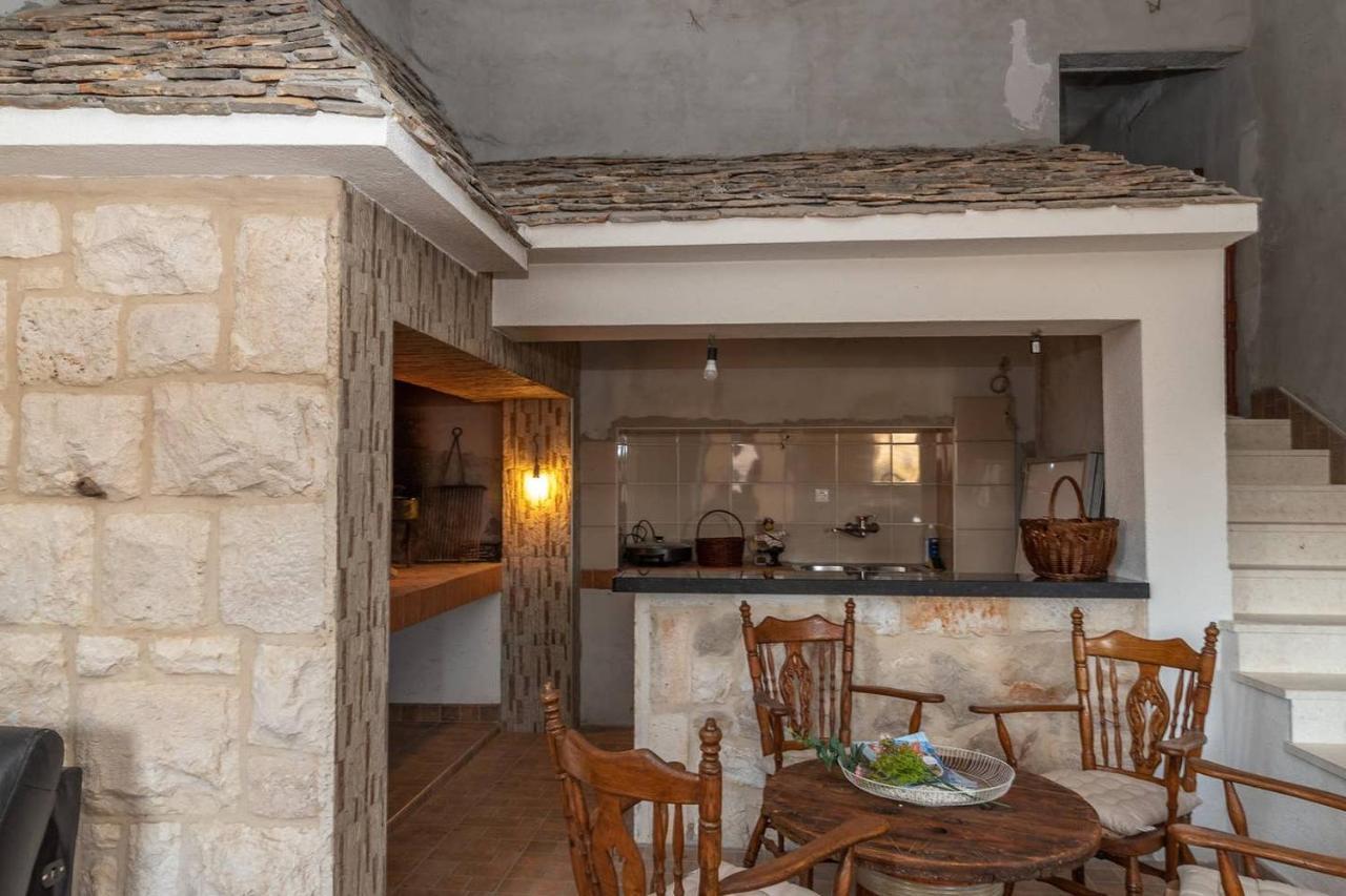 Eden Mediterranean House Vrsine Bagian luar foto