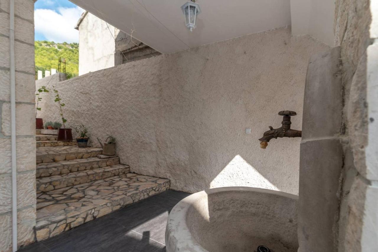 Eden Mediterranean House Vrsine Bagian luar foto