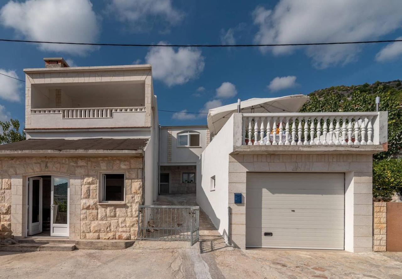 Eden Mediterranean House Vrsine Bagian luar foto