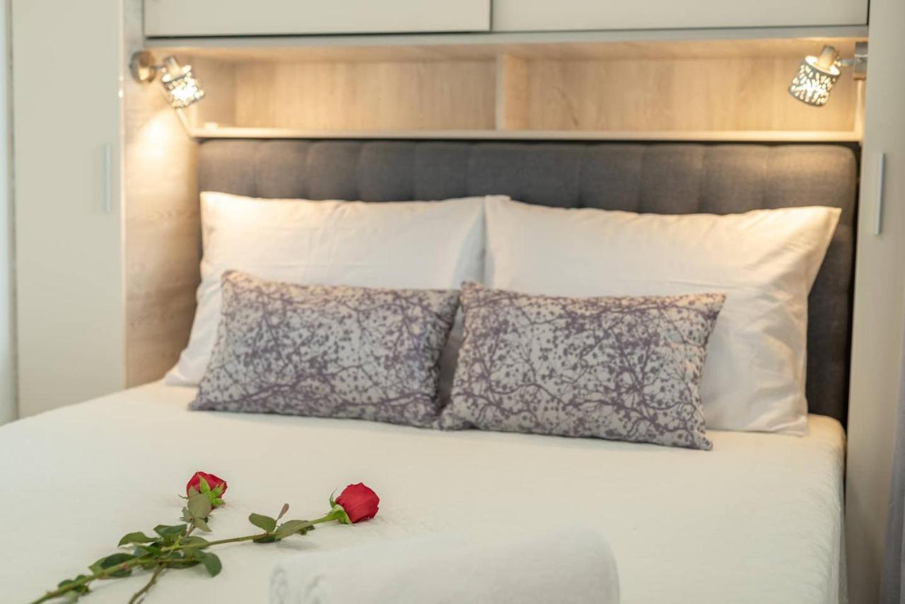 Eden Mediterranean House Vrsine Bagian luar foto